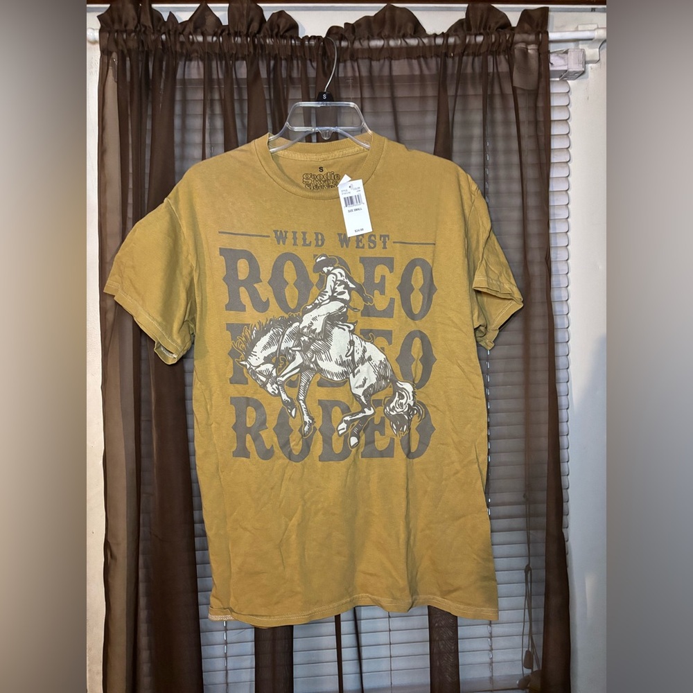 Wild West Rodeo Graphic T-Shirt - Yellow Goodie two Sleeves